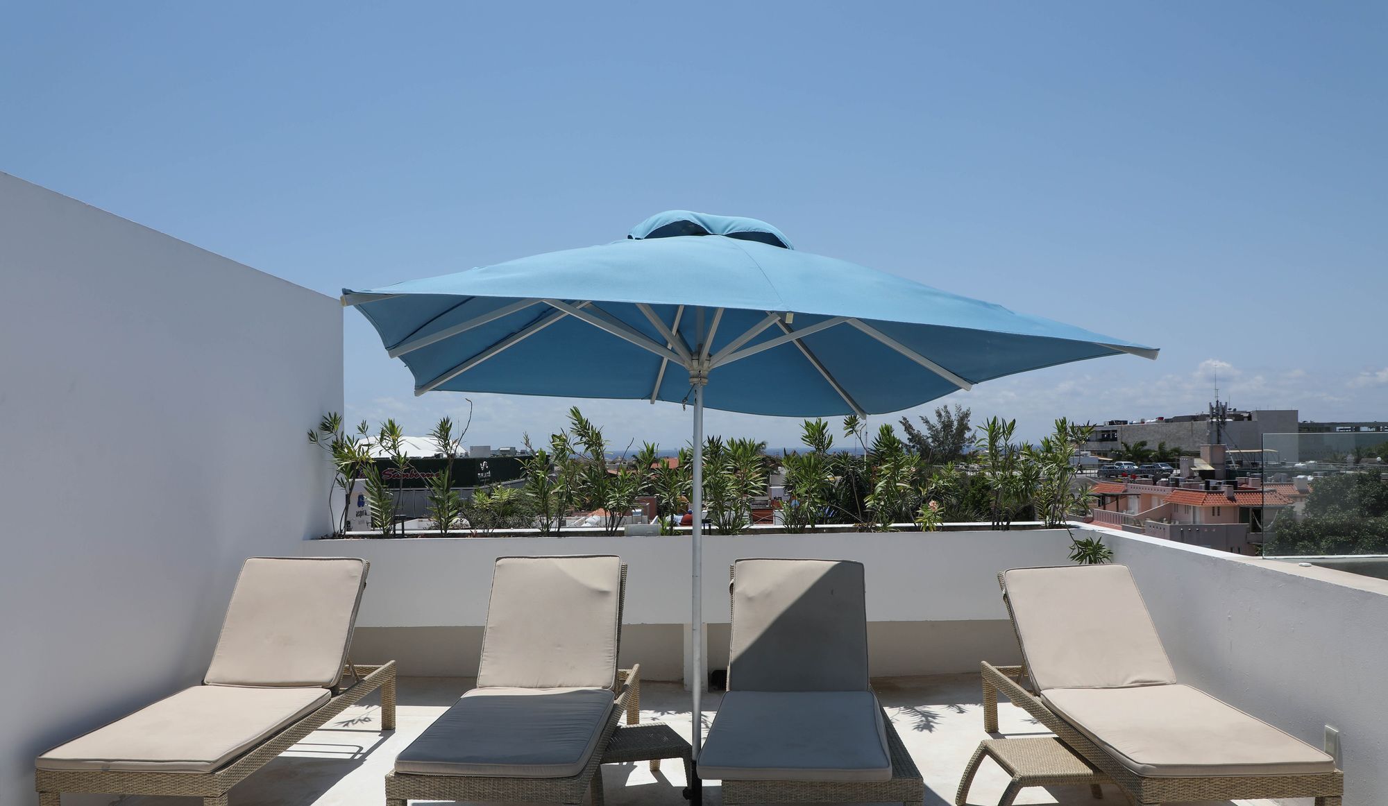 Anah Penthouse By Oceanfront *