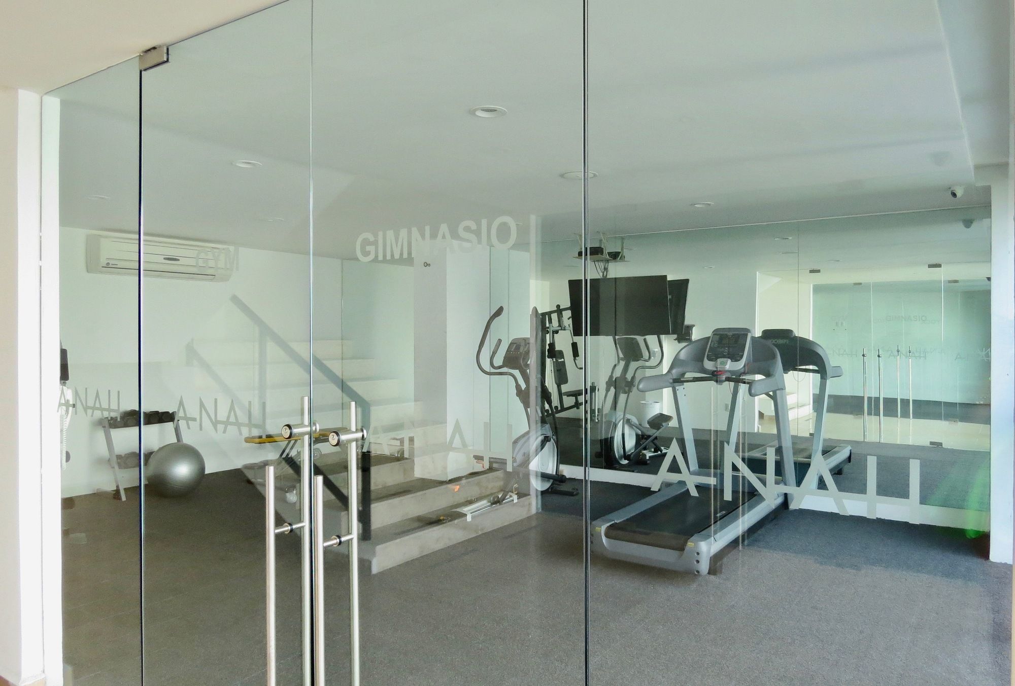 Anah Penthouse By Oceanfront Apartamento